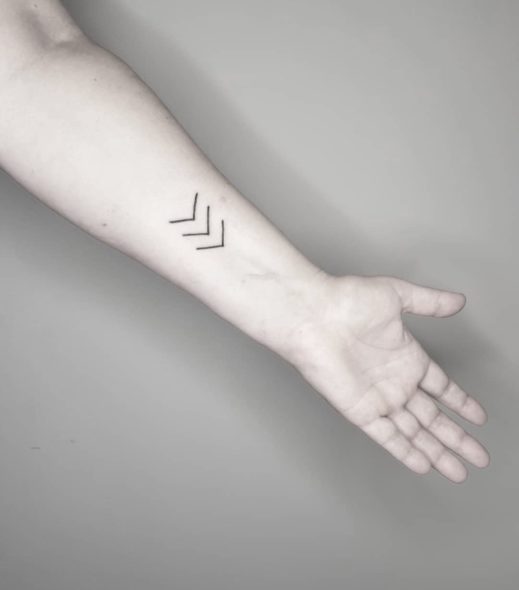 tatuaz_3_stzalki_knieja_ink_instagram