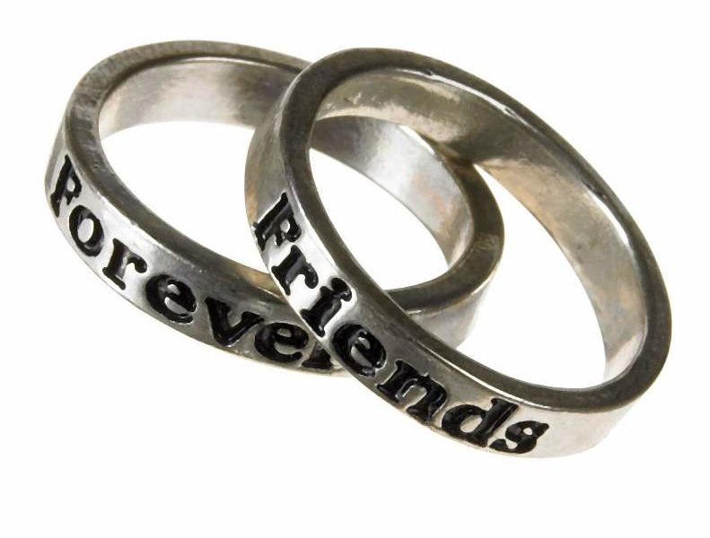 Wiosenna kolekcja akcesoriów i biżuterii marki Claireâs