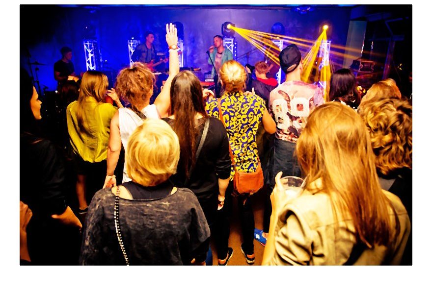 sneakerswould-10-002-2014-10-06-_-13_45_35-80 Najlepsze imprezy rozkręcamy w tygodniu!