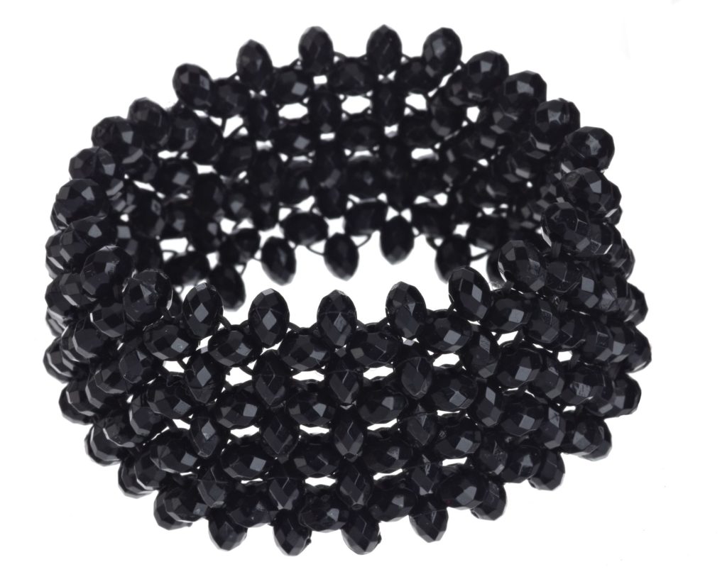 Black Beaded Bracelet Ł5.50, 7,95_