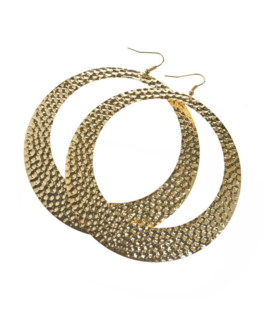 Embossed Hoop Earrings Ł5.00, 6,95_