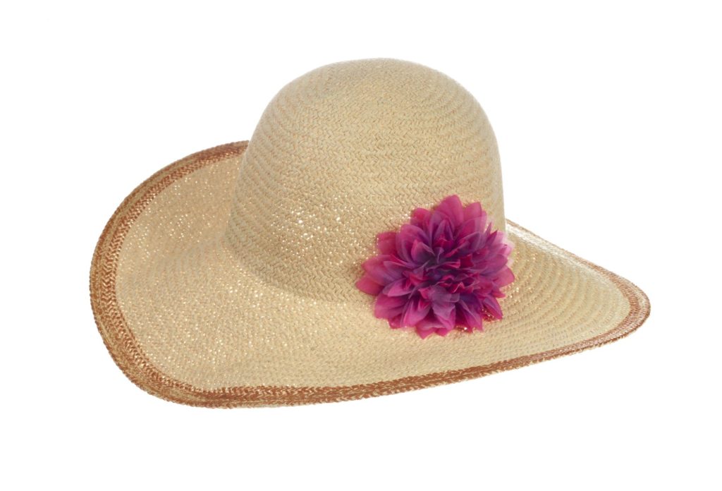 Floppy hat with pink flower