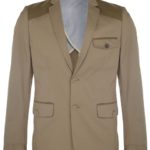 River_Island_SS13_riverisland_8915879476870 Militarny, ostry charakter z wielkomiejskim luźnym stylem.