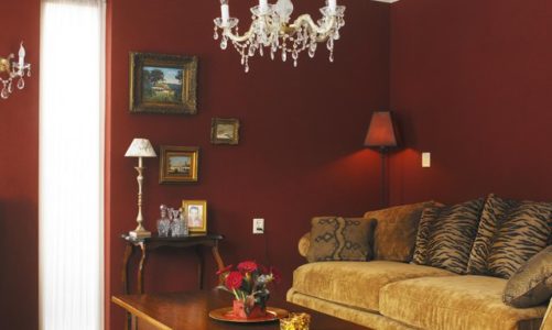 Kreacje Dekoral Fashion: Hiszpański salon w ognistych barwach