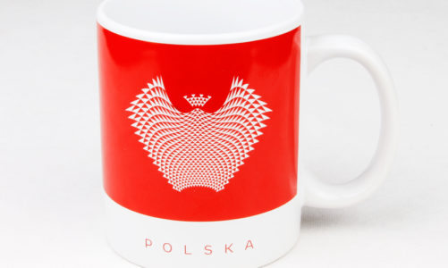 Kubki, zeszyty oraz przypinki z designerskim nadrukiem
