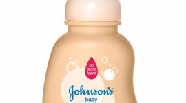 Kąpiel pełna piany z najnowszymi kosmetykami JOHNSON’S® Baby