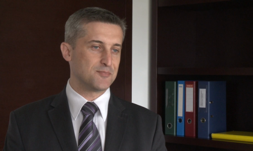 Większość rodziców nie oszczędza na przyszłość swoich dzieci