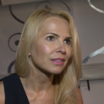 Anna Jurksztowicz uwielbia konie. W swojej stajni ma także konie wyścigowe