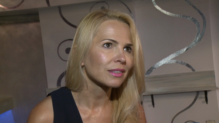 Anna Jurksztowicz uwielbia konie. W swojej stajni ma także konie wyścigowe
