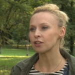 Paulina Holtz: córki często przychodzę do mnie na jogę, biorą matę i ćwiczą ze mną