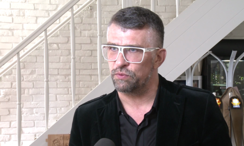 Zabiegom spowalniającym starzenie skóry można poddawać się już po 20. roku życia