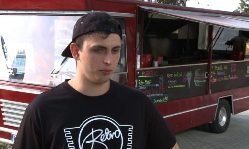 Polacy zamieniają fast food na slow food. Furorę robią burgery z wołowiną