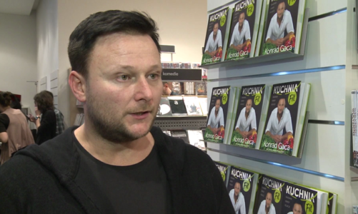 Konrad Gaca o „Kuchni Fit „: Pisząc tę książkę, chciałem pokazać różnicę między zdrowym odżywianiem a odchudzaniem