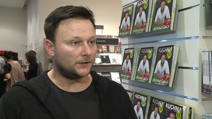 Konrad Gaca o „Kuchni Fit „: Pisząc tę książkę, chciałem pokazać różnicę między zdrowym odżywianiem a odchudzaniem