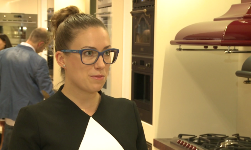 Designerskie lodówki i zlewy nadają kuchni ekstrawagancki charakter