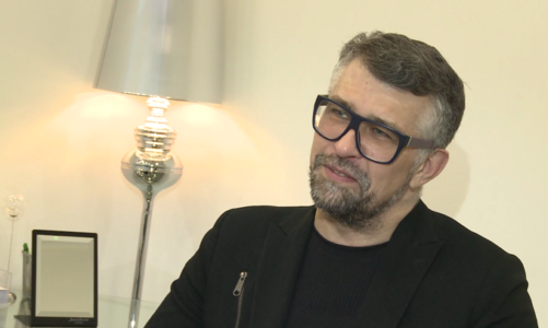 Lifting wolumetryczny przywraca owal twarzy