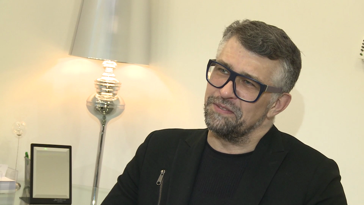 Lifting wolumetryczny przywraca owal twarzy