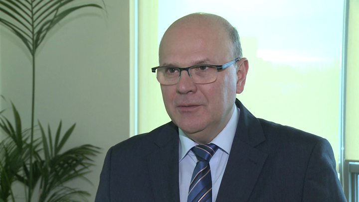 Co najmniej 8 milionów Polaków cierpi na nadwrażliwość zębów