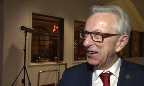 Prof. Zbigniew Lew-Starowicz: afery seksualne rozbudzają wyobraźnię kobiet