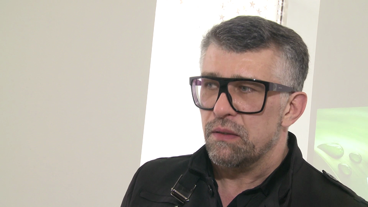 Suplementy diety wspomagają działanie zabiegów medycyny estetycznej. Uelastyczniają skórę i opóźniają procesy starzenia