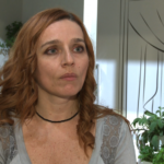 Piękny balkon to nie tylko kwiaty. Przytulną atmosferą stworzą także oryginalne donice i kolorowe poduszki
