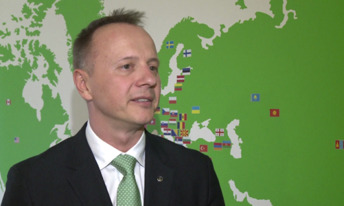 Polacy stawiają na zdrowy styl życia. Sprzedaż produktów związanych z kontrolą wagi rośnie o ok. 10 proc. rocznie