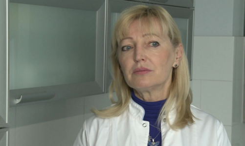 Chirurgiczna korekcja powiek coraz częściej stosowana do odmładzanie okolic oczu