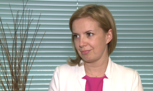 Rodziny z dziećmi wybierają na wakacje apartamenty zamiast hoteli. Najchętniej nad Bałtykiem