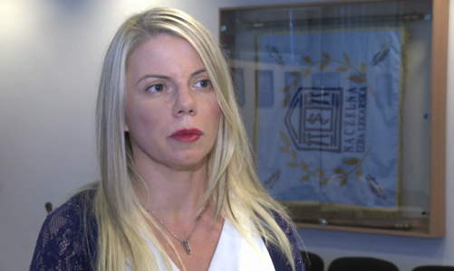 Naczelna Rada Lekarska: Osoby starsze powinny mieć większy dostęp do opieki stomatologicznej. Trzeba też wprowadzić karty seniora
