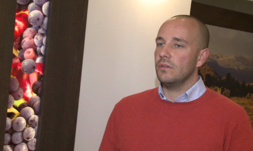 Latem królują wina białe, różowe i musujące. Są doskonałym dodatkiem do lekkich potraw