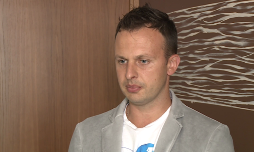 Jarosław Kuźniar rozwija kolejne podróżnicze przedsięwzięcie. Pozyskał ważnego inwestora