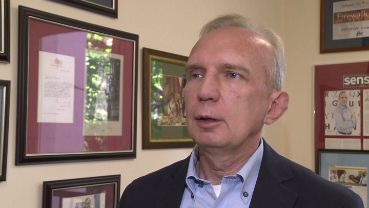 Trener językowy: gwiazdy chętnie uczą się języków obcych i zaskakują systematycznością, a politycy w większości są leniwi i szybko rezygnują z zajęć