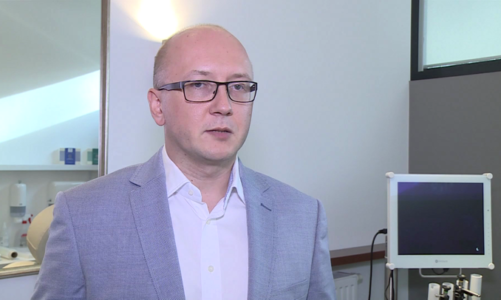 Coraz więcej kobiet decyduje się na zabieg powiększania i modelowania policzków. W ten sposób można się odmłodzić o 5-8 lat