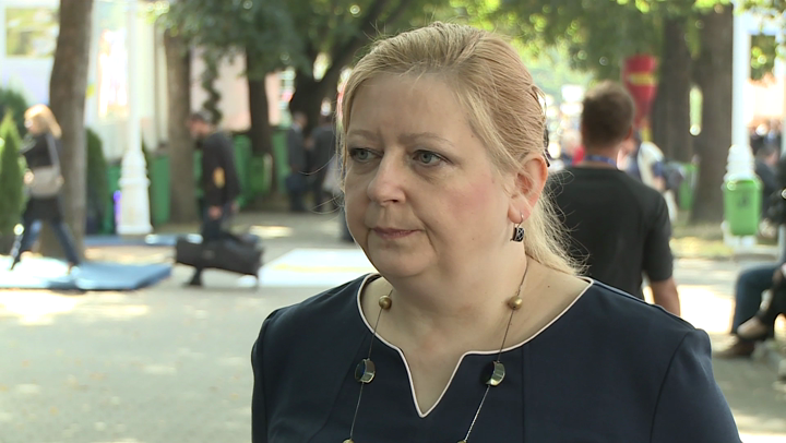 Polki chore na zaawansowanego raka piersi nadal czekają na lek. Mógłby wydłużyć ich życie o 1,5 roku