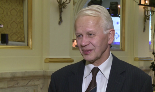 Resort zdrowia nie podjął jeszcze decyzji co do dalszego finansowania nowoczesnej terapii dla pacjentów ze szpiczakiem mnogim. Przerwanie leczenia będzie tragiczne w skutkach