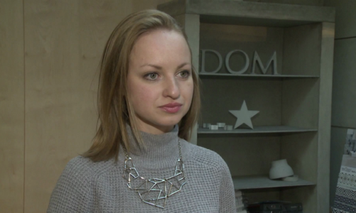 Ceramiczne płytki w rozmiarze XXL robią furorę w nowoczesnych wnętrzach. Optycznie je powiększają, dodają im blichtru i elegancji