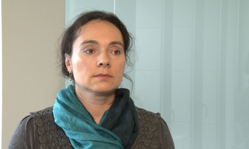 Zimą czarna herbata idealnie komponuje się z imbirem, kardamonem i czarnym pieprzem. Rozgrzewa i podnosi odporność organizmu