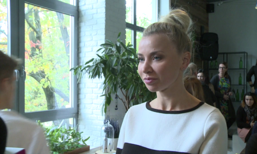 Lidia Kopania: Nie spędzam godzin przed lustrem, by pielęgnować twarz. Moim uniwersalnym kosmetykiem jest serum z witaminą C
