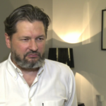 Dziś premiera „Złotej maski ” Grzegorza Kalinowskiego. To drugi tom świetnie przyjętej powieści ” Śmierć frajerom „