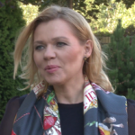 Preparat z wyciągiem z owoców czarnego bzu dezaktywuje wirusy grypy, zapobiegając przeziębieniu i skracając czas trwania choroby