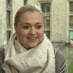 Pies maskotka o imieniu Pocker gwiazdą kampanii zachęcającej do adopcji psów. Przez dwa lata obleciał Ziemię sześciokrotnie
