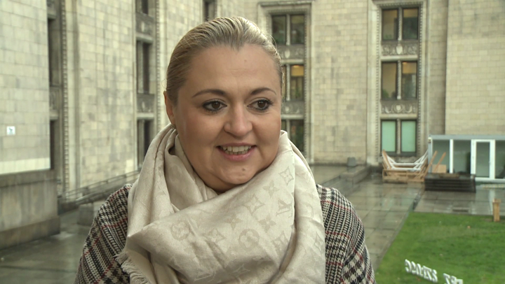 Pies maskotka o imieniu Pocker gwiazdą kampanii zachęcającej do adopcji psów. Przez dwa lata obleciał Ziemię sześciokrotnie