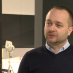 Materace hybrydowe dostosowują swój kształt do sylwetki użytkownika. Zapewniają prawidłowe podparcie kręgosłupa i idealną pozycję do wypoczynku