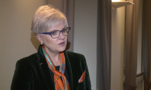 Osoby chore na raka skóry często są wykluczone z życia społecznego. Potrzebują wsparcia rodziny i pomocy psychologicznej