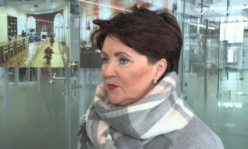 Fundacja Jolanty Kwaśniewskiej skupia się obecnie na pomocy osobom starszym. Organizacja patronowała wystawie poświęconej seniorom