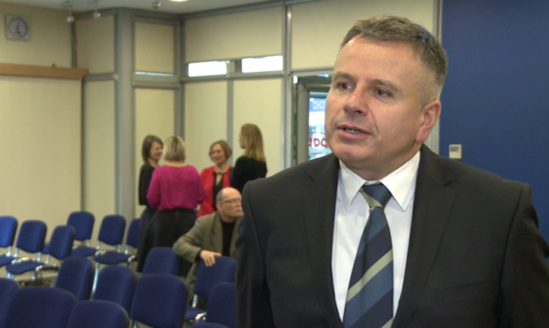 Coraz więcej osób decyduje się na soczewki kontaktowe. Najchętniej kupują jednodniowe
