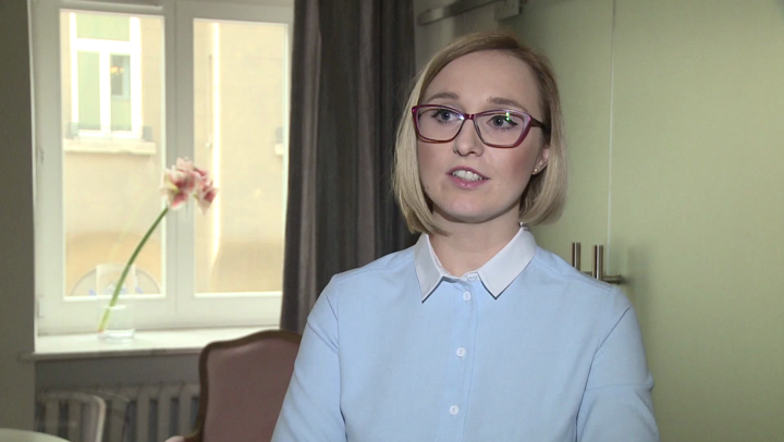 Strobing i look w stylu Twiggy to hity makijażu na wiosnę 2016