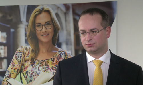 Przy wyborze okularów najważniejsze jest precyzyjne dopasowanie soczewek. Niezbędne jest badanie optometryczne