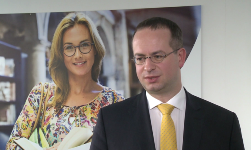 Przed zakupem okularów warto skonsultować się przede wszystkim z optometrystą, a dopiero później z okulistą