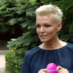 Ilona Felicjańska: przez cały rok hodujęÂ włosy, by w czerwcu obciąć je i pomóc chorym na raka